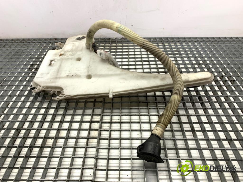 BMW E87 liftback 2007 90 kW 116 i 1599 Nádržka ostrekovačov 7124231