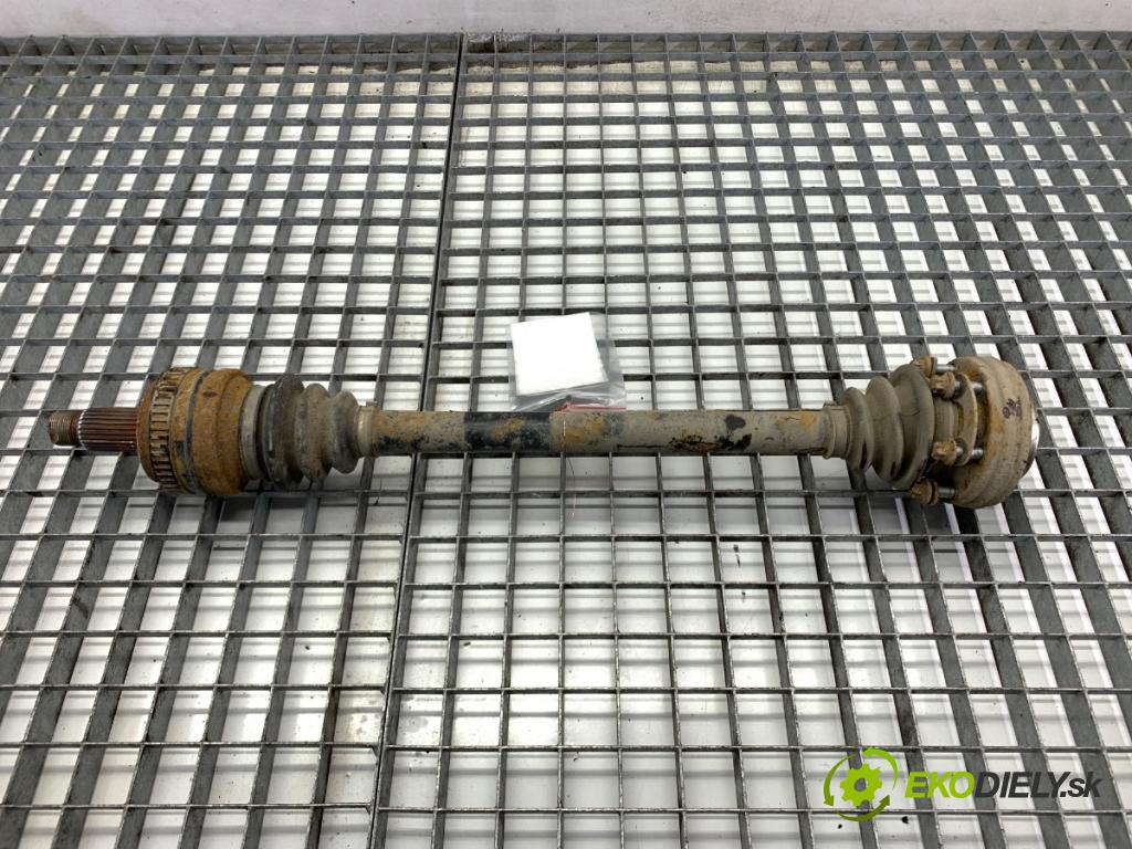 BMW E87 liftback 2007 90 kW 116 i 1599 poloos levý zadní část 7523959