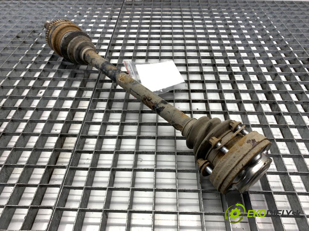 BMW E87 liftback 2007 90 kW 116 i 1599 Poloos ľavy zad 7523959