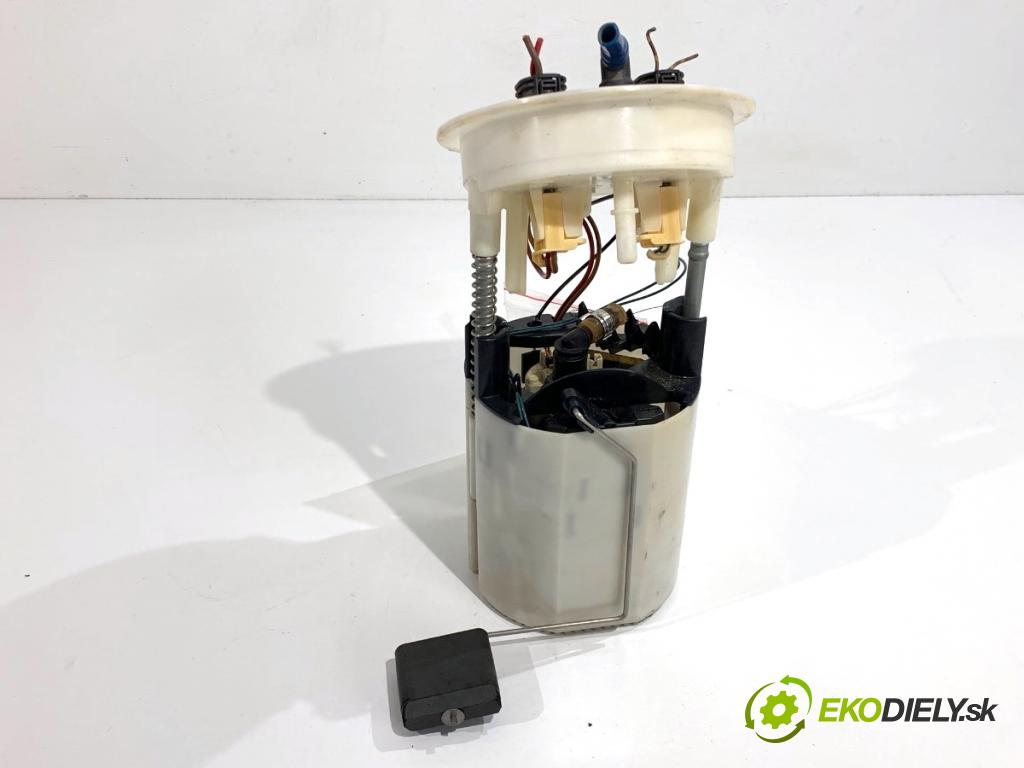 BMW E87 liftback 2007 90 kW 116 i 1599 Pumpa paliva 7197073