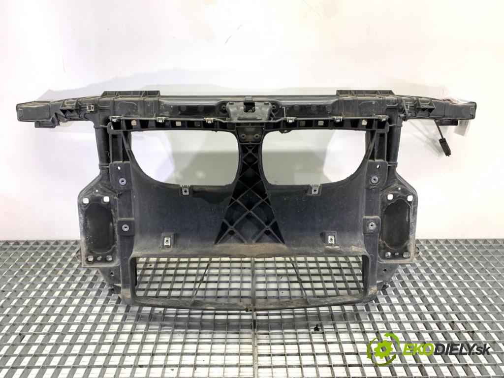 BMW E87 liftback 2007 90 kW 116 i 1599 držák přední část 7193748 (Přední výztuha)