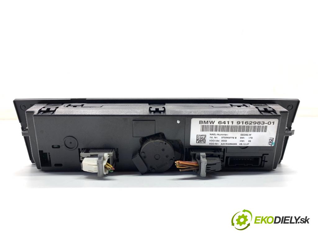 BMW E87 liftback 2007 90 kW 116 i 1599 Panel ovládania kúrenia 9162983 (Prepínacie páčky pod volantom)