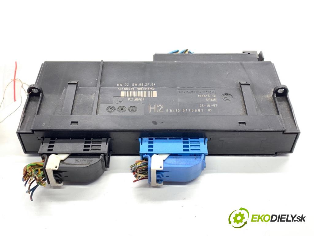 BMW E87 liftback 2007 90 kW 116 i 1599 modul komfortu 9176882 (Komfortní modul)