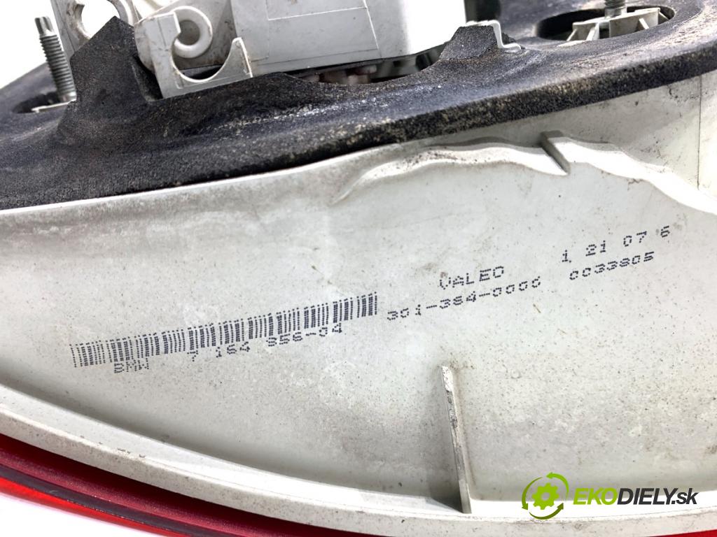 BMW E87 liftback 2007 90 kW 116 i 1599 Svetlo pravy zad