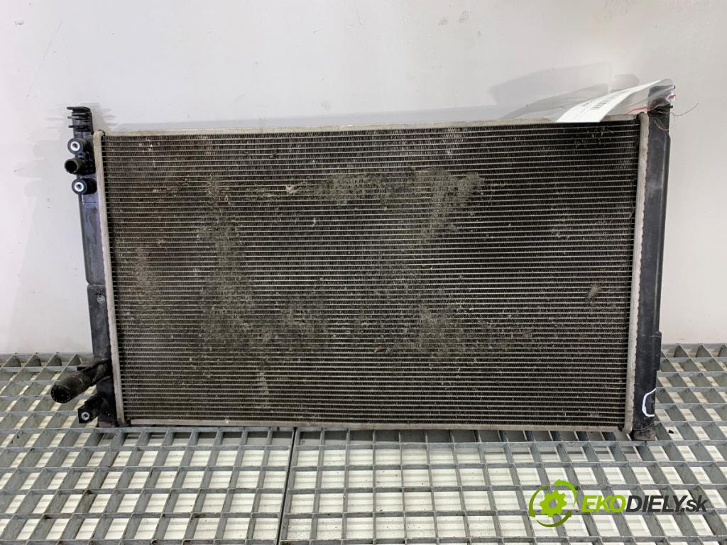LEXUS IS sedan 2015 180 kW 200t (ASE30) 1998 chladič vody 422135-7241 (Vodní chladič)