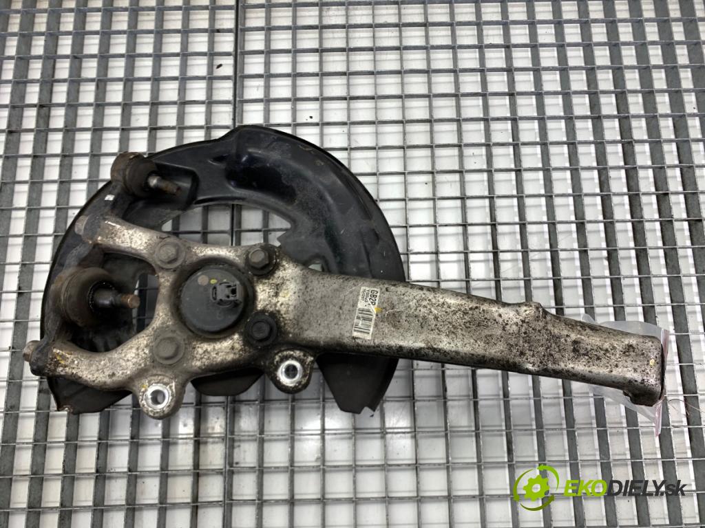 LEXUS IS sedan 2015 180 kW 200t (ASE30) 1998 náboj pravy predný