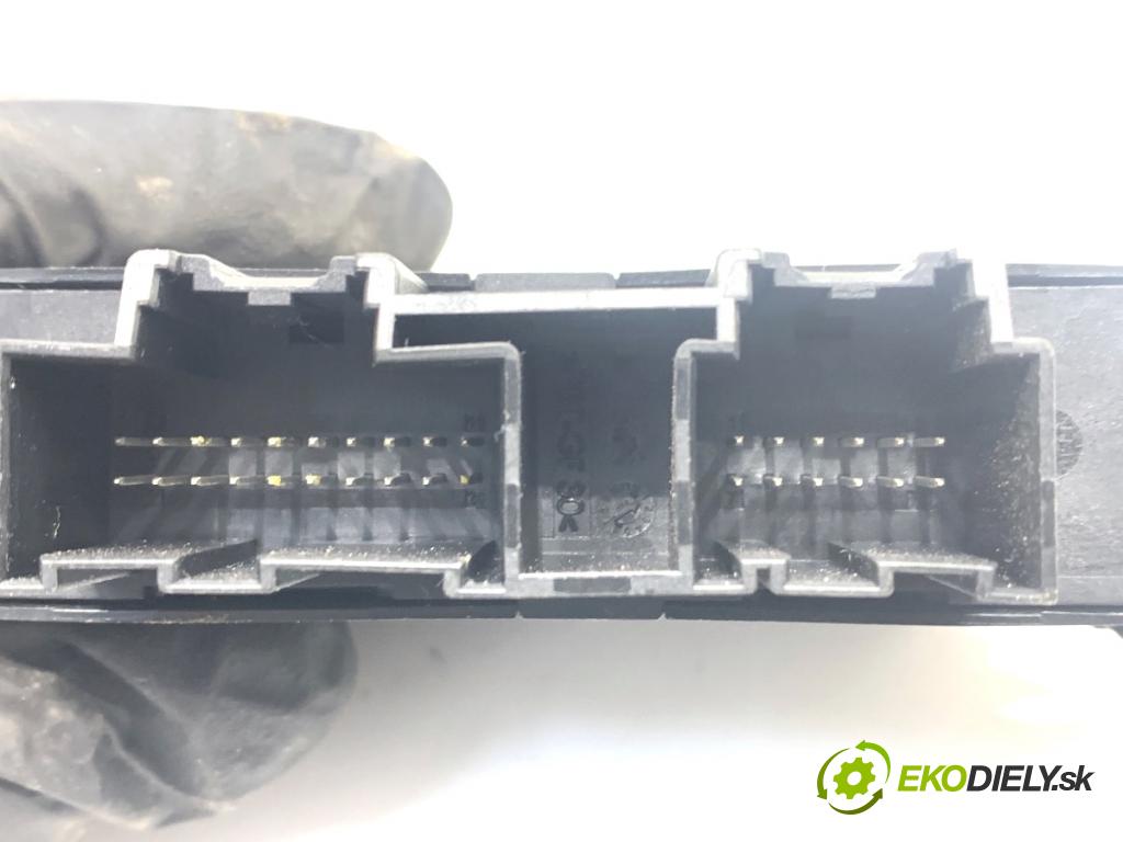 FORD KA+ liftback 2018 63 kW 1.2 1194 modul PDC HU5T-15K866-AE (Řídící jednotka ostatní)