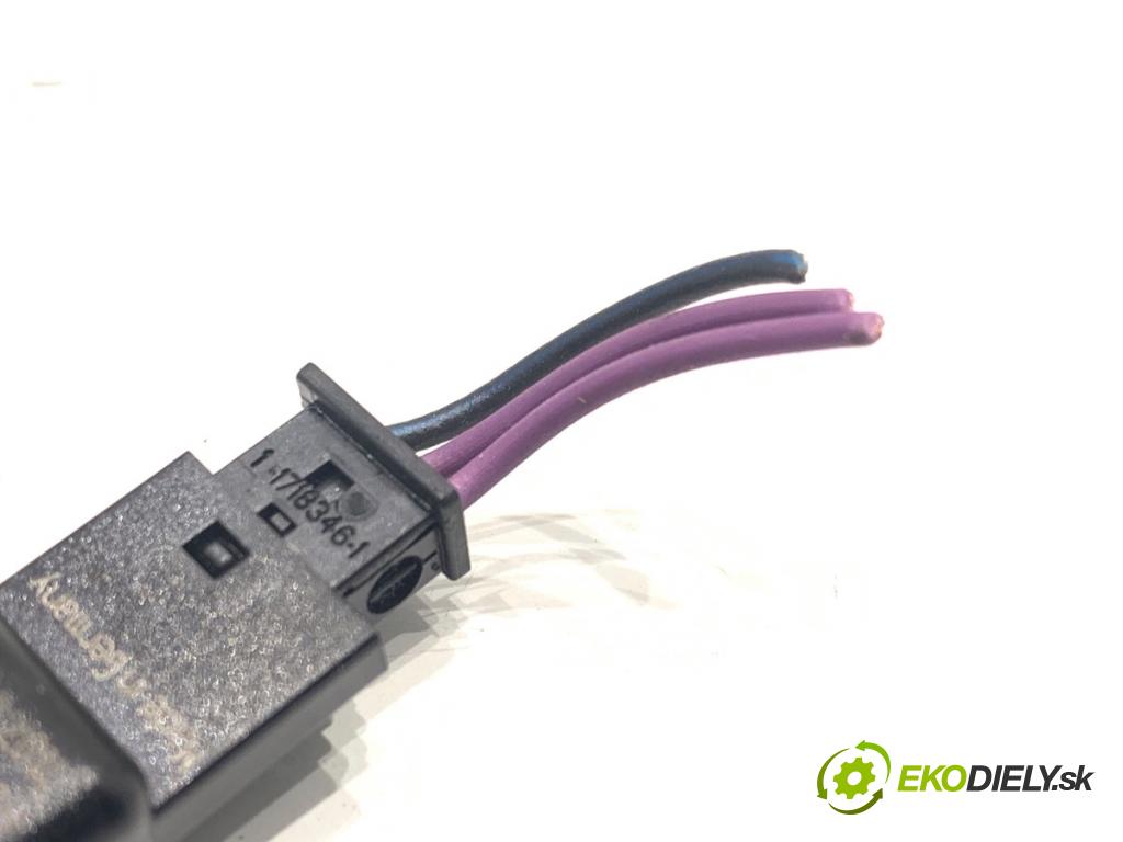 FORD KA+ liftback 2018 63 kW 1.2 1194 snímač deště G3GT-17D547 (Snímač deště)