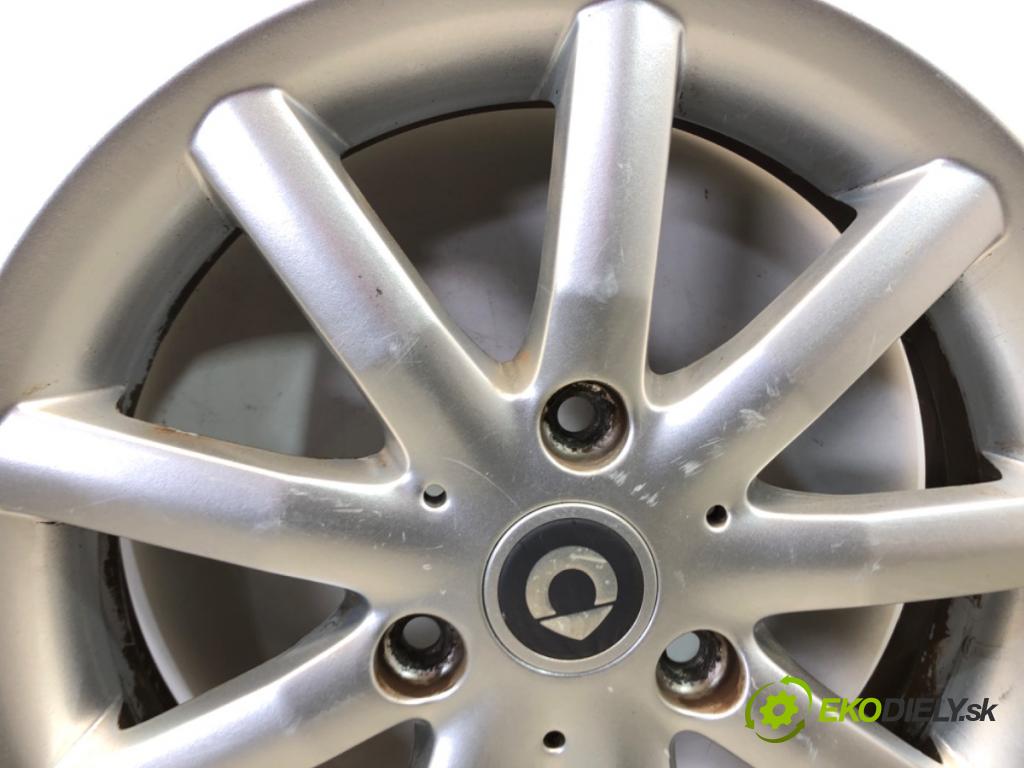 --- ---      disky HLIÍK: 15 4J 3X112 57 ET 27 15 5.5J: 57 ET 0015425V001 0015426V001