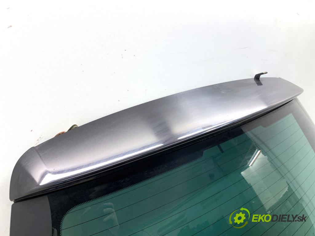 SKODA FABIA II liftback 2008 63 kW 1.4 1390 kapota zad LF9R