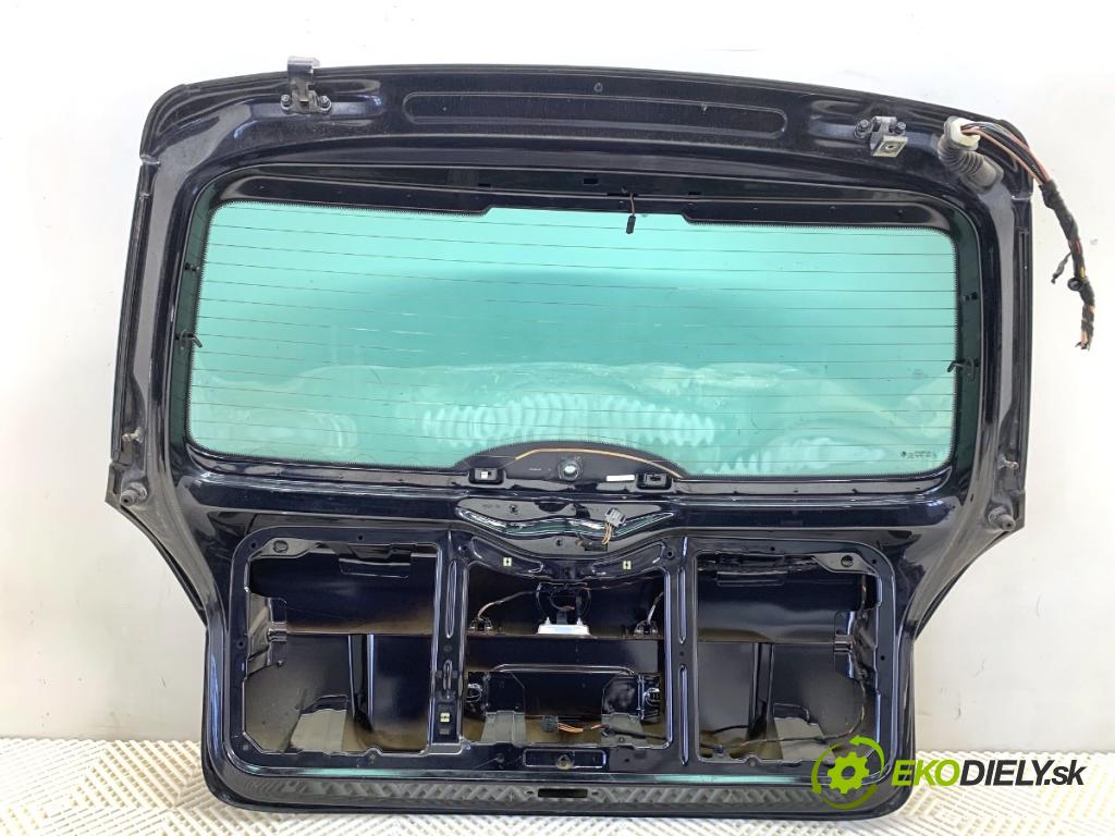 SKODA FABIA II liftback 2008 63 kW 1.4 1390 kapota zad LF9R