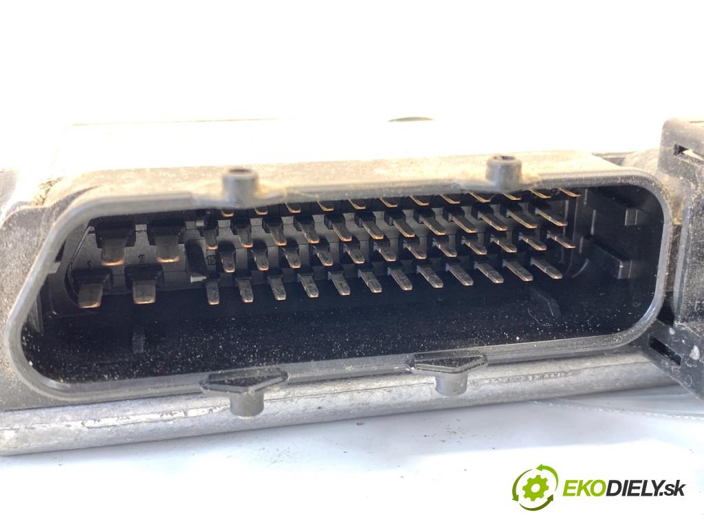 SKODA FABIA II liftback 2008 63 kW 1.4 1390 riadiaca jednotka Motor 03C906024B (Riadiaca jednotka)