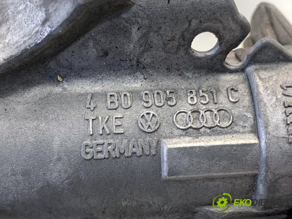 SKODA FABIA II liftback 2008 63 kW 1.4 1390 spinačka 4B0905851C (Spínacia skrinka)