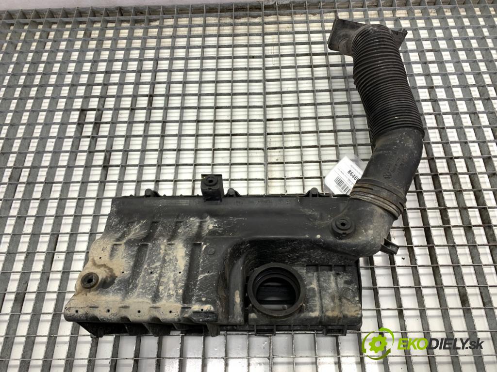 SKODA FABIA II liftback 2008 63 kW 1.4 1390 Obal filtra vzduchu 036129611CD (Obal vzduchového filtra)