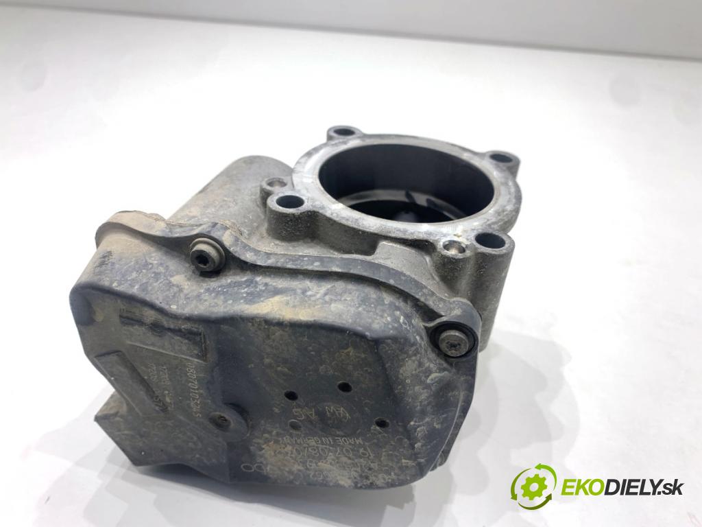 SKODA FABIA II liftback 2008 63 kW 1.4 1390 Škrtiaca klapka 03C133062C (Škrtiaca klapka)