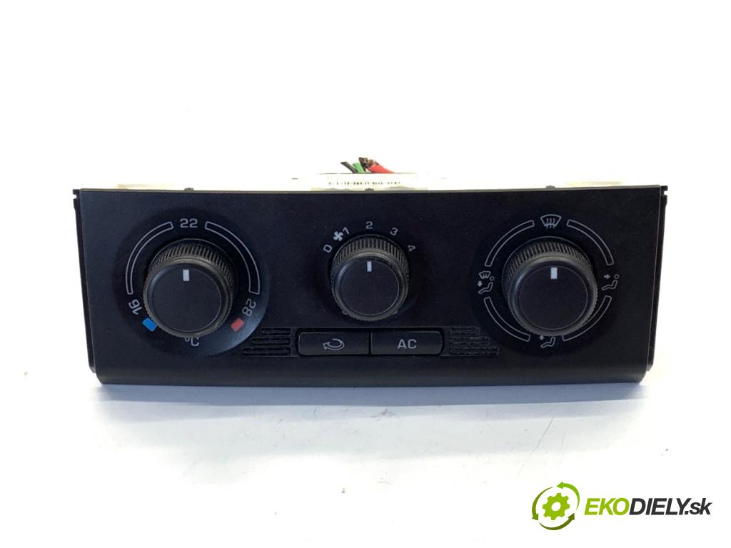 SKODA FABIA II liftback 2008 63 kW 1.4 1390 Panel ovládania kúrenia 5J0820045 (Prepínacie páčky pod volantom)