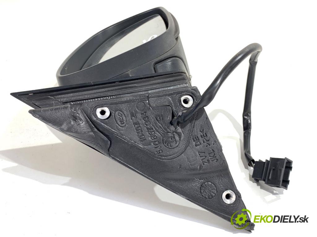 SKODA FABIA II liftback 2008 63 kW 1.4 1390 Spätné zrkadlo pravy LF9R