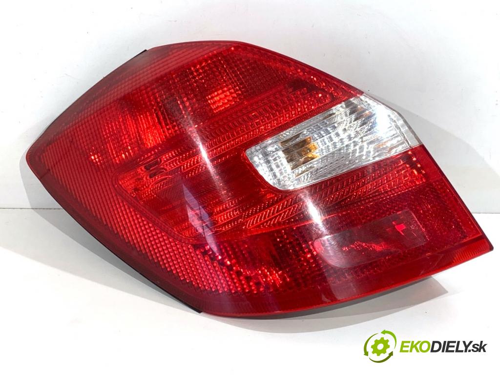 SKODA FABIA II liftback 2008 63 kW 1.4 1390 Svetlo ľavy zad 5J6945095