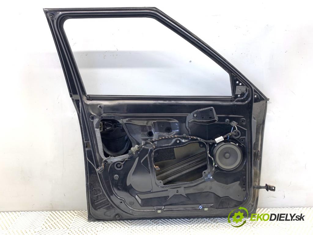 SKODA FABIA II liftback 2008 63 kW 1.4 1390 dveře levý přední část LF9R