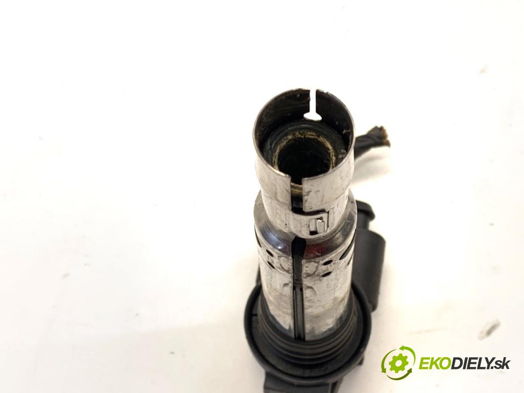 SKODA FABIA II liftback 2008 63 kW 1.4 1390 cívka zapalovací 036905715F