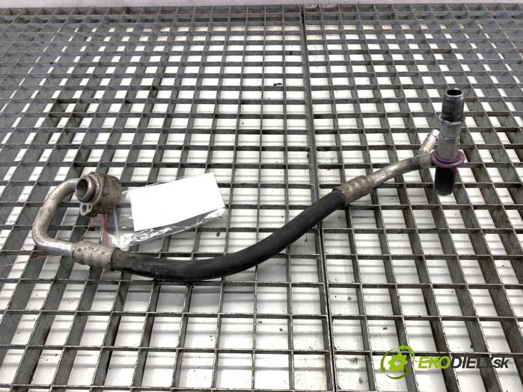 SKODA FABIA II liftback 2008 63 kW 1.4 1390 rúrka klimatizace  (Trubka klimatizace)