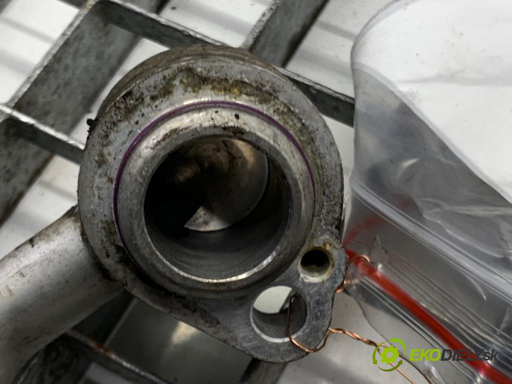 SKODA FABIA II liftback 2008 63 kW 1.4 1390 rúrka klimatizace  (Trubka klimatizace)