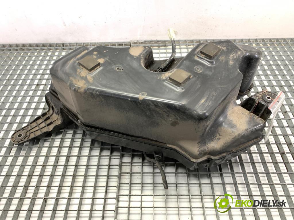 BMW G05 SUV 2020 195 kW xDrive 30 d 2993 Nádržka SCR: 7440009