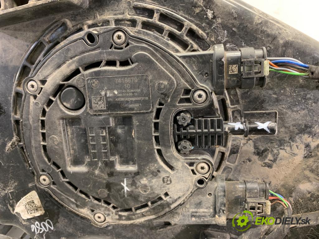 BMW G05 SUV 2020 195 kW xDrive 30 d 2993 Nádržka SCR: 7440009