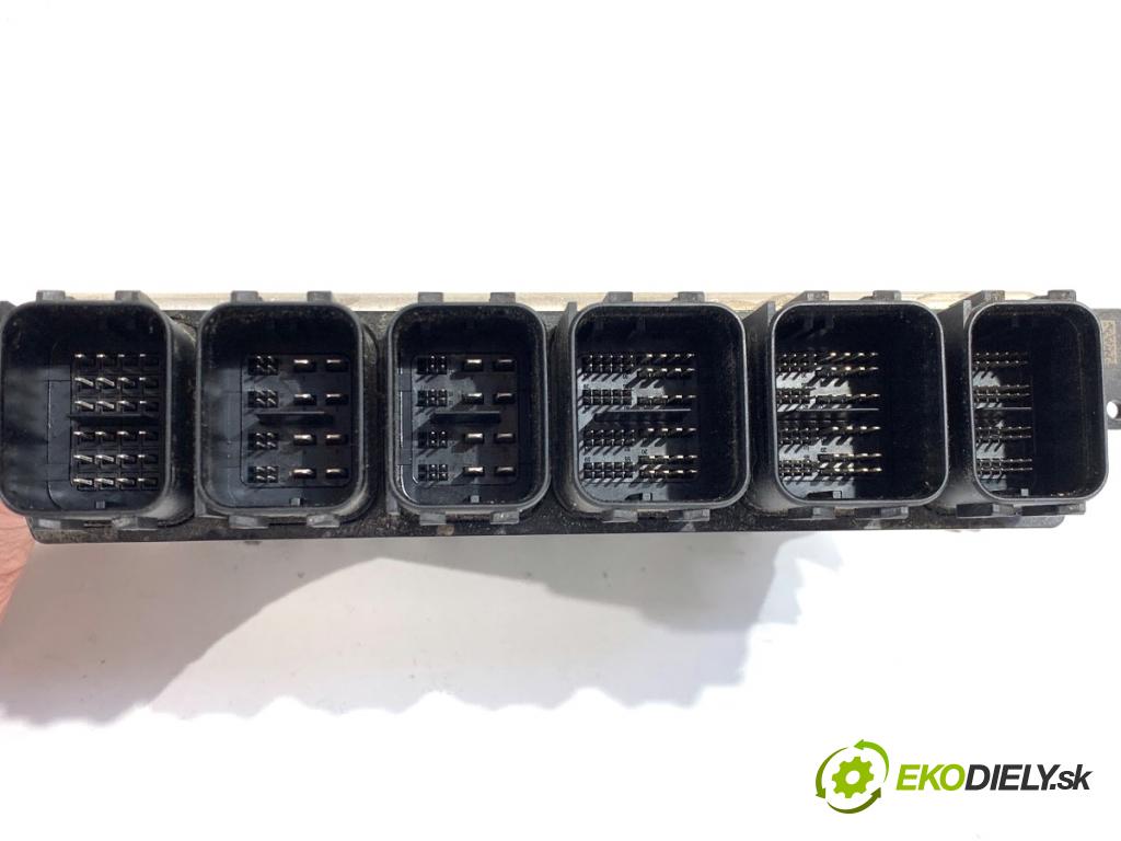 BMW G05 SUV 2020 195 kW xDrive 30 d 2993 riadiaca jednotka Motor 9887680 (Riadiaca jednotka)