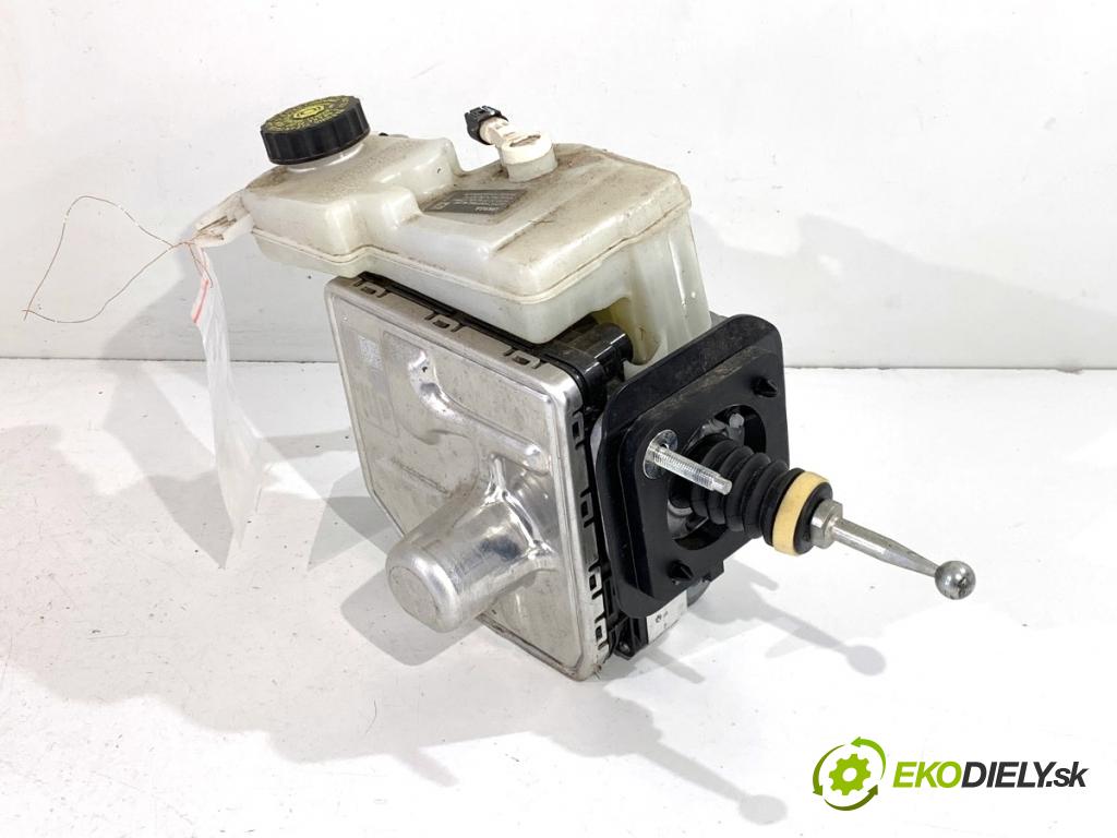 BMW G05 SUV 2020 195 kW xDrive 30 d 2993 Posilovač bŕzd 5A0B139