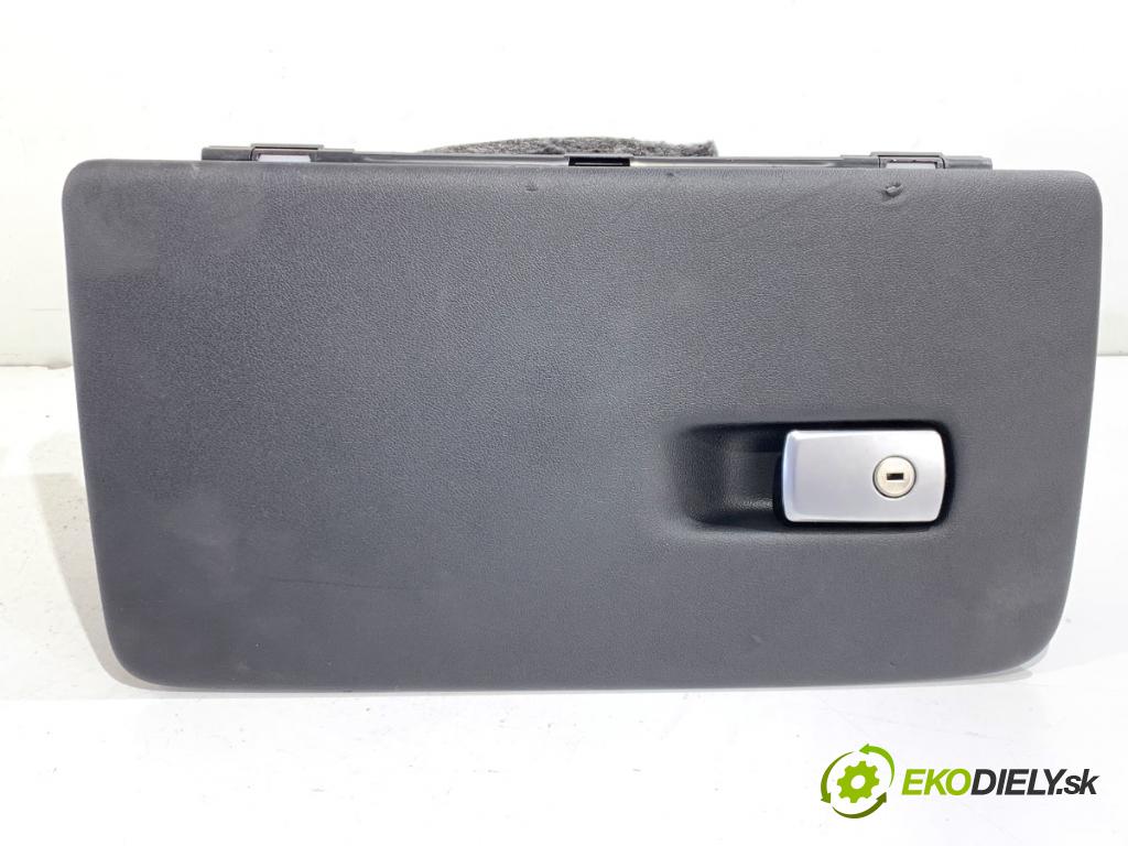 BMW G05 SUV 2020 195 kW xDrive 30 d 2993 přihrádka kastlík spolujezdce  (Přihrádka (kastlík))