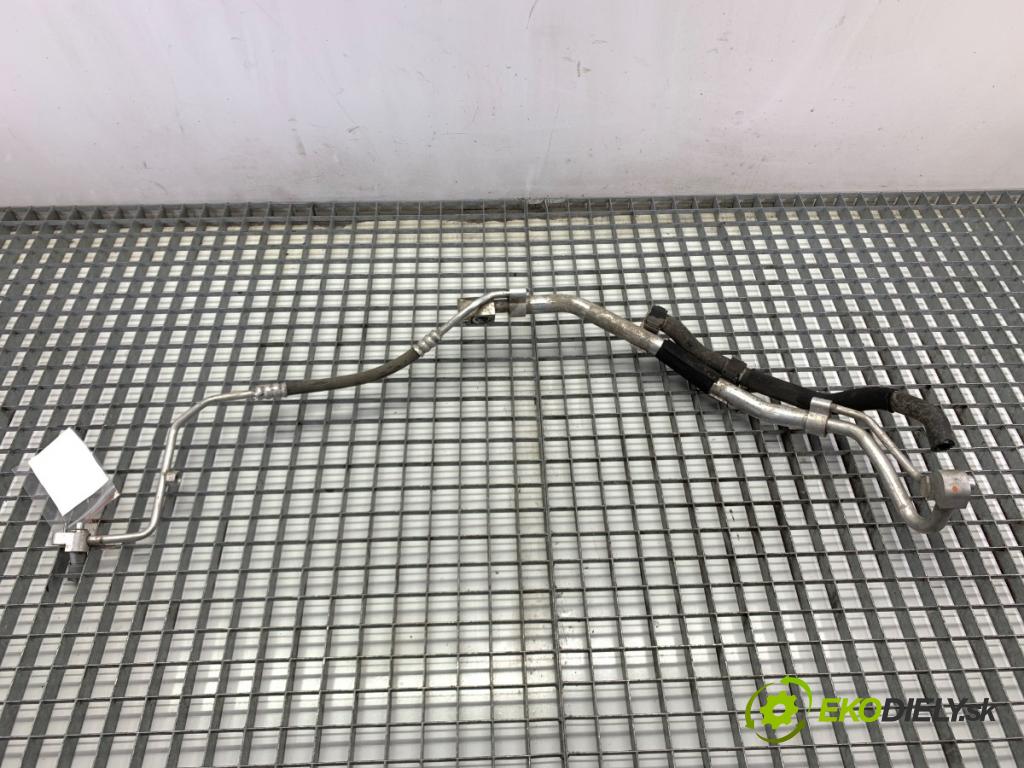 BMW G05 SUV 2020 195 kW xDrive 30 d 2993 rúrka klimatizace 9496579 (Trubka klimatizace)