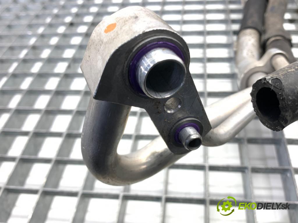 BMW G05 SUV 2020 195 kW xDrive 30 d 2993 rúrka klimatizace 9496579 (Trubka klimatizace)