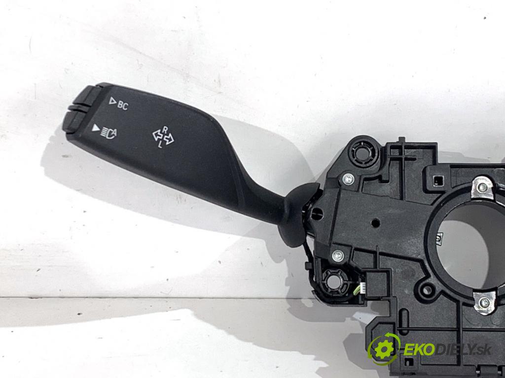 BMW G05 SUV 2020 195 kW xDrive 30 d 2993 Prepínač kombinovaný 9436672 (Prepínacie páčky pod volantom)