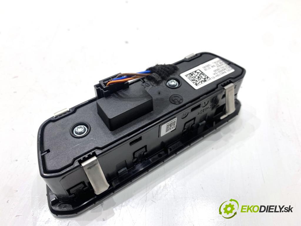 BMW G05 SUV 2020 195 kW xDrive 30 d 2993 Prepínač nastavenia svetiel 9461134 (Prepínacie páčky pod volantom)