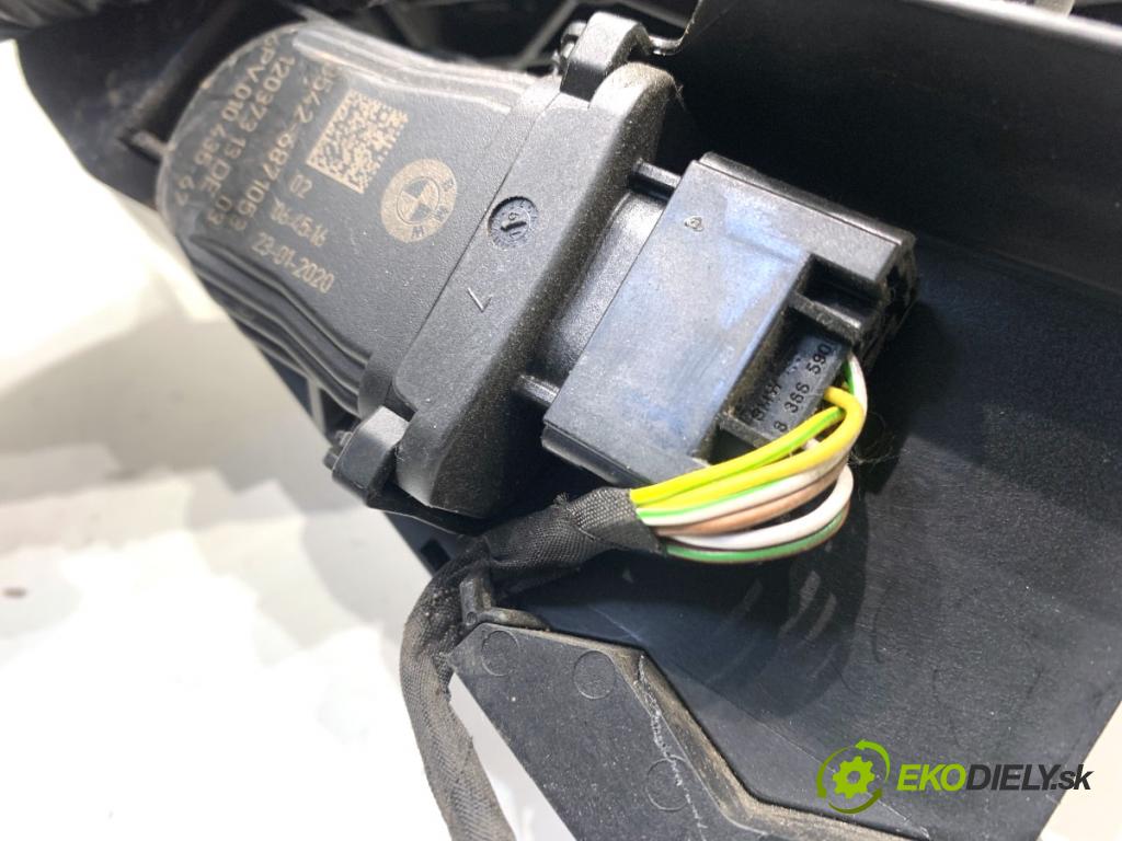 BMW G05 SUV 2020 195 kW xDrive 30 d 2993 potenciometr plynového pedálu 6871053 (Potenciometr plynového pedálu)