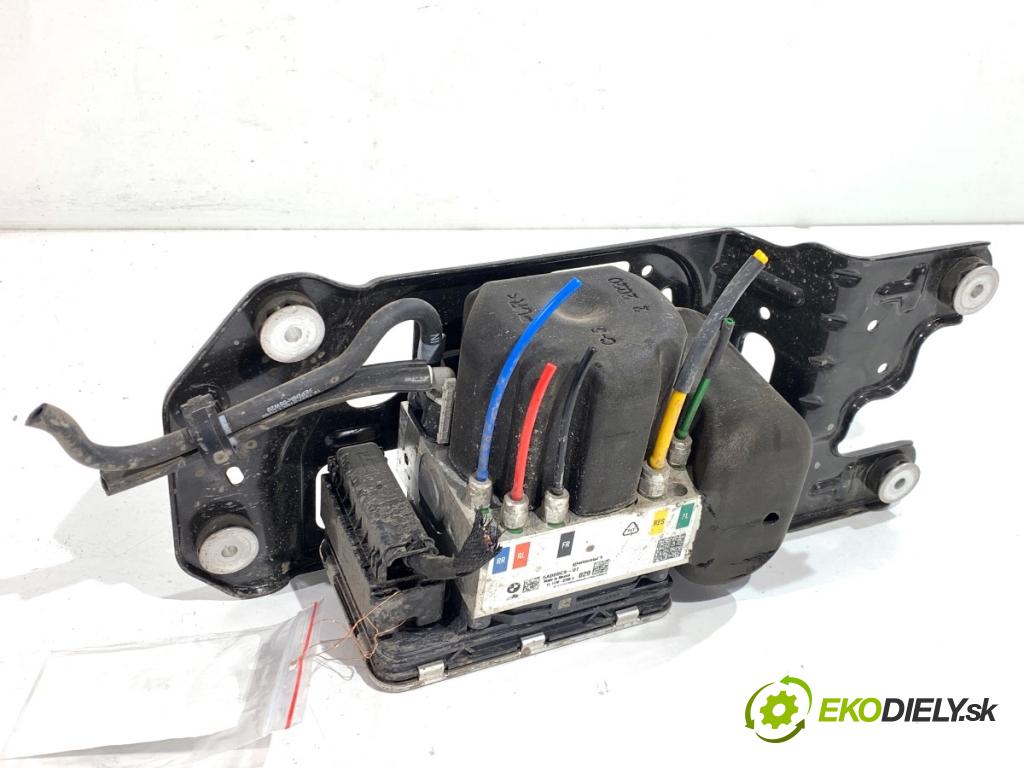 BMW G05 SUV 2020 195 kW xDrive 30 d 2993 Pumpa nápravy 5A08BC9