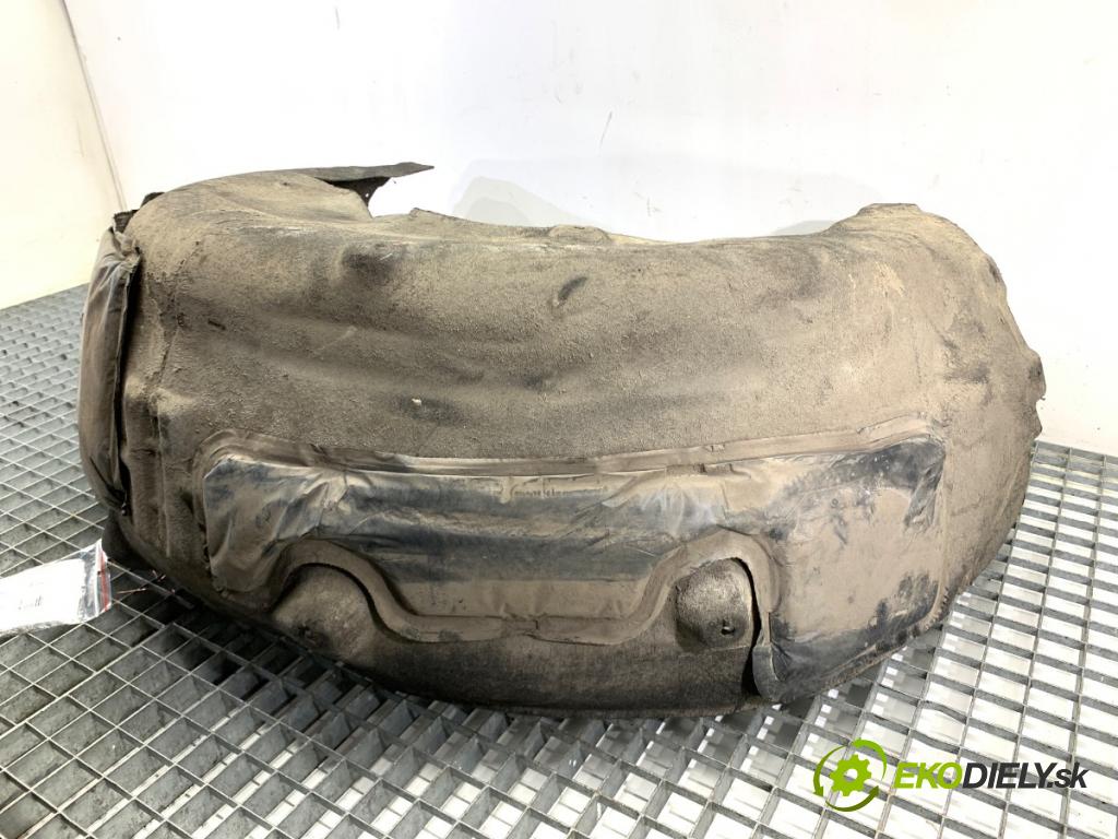 BMW G05 SUV 2020 195 kW xDrive 30 d 2993 podblatník pravý zadní část