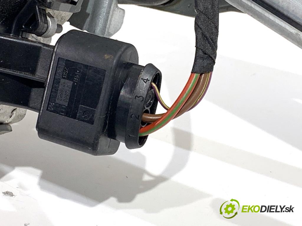 BMW G05 SUV 2020 195 kW xDrive 30 d 2993 mechanismus stěračů přední část 9880517 (Motorek stěračů přední)