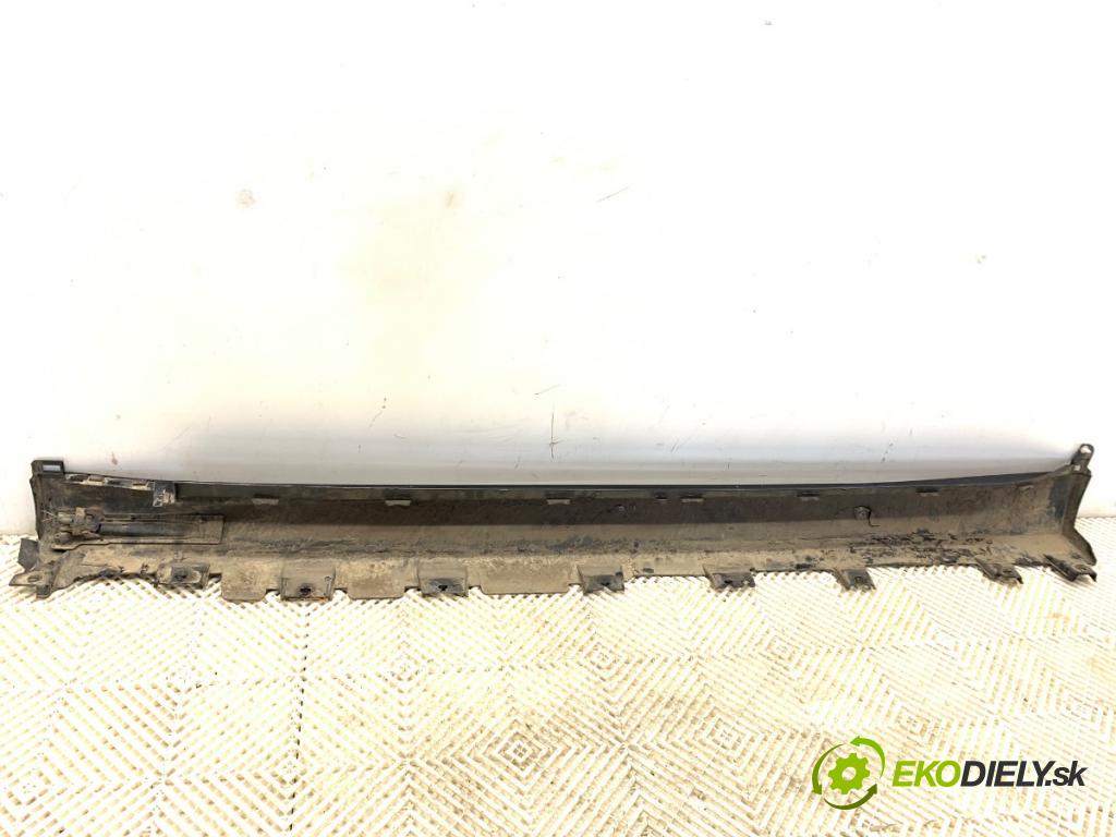 BMW G05 SUV 2020 195 kW xDrive 30 d 2993 Lišta prahová pravy M-Paket