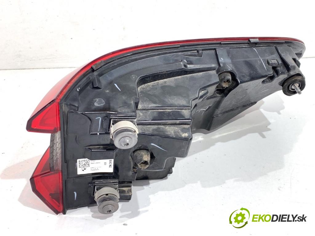 BMW G05 SUV 2020 195 kW xDrive 30 d 2993 světlo levý zadní část 2SK2418