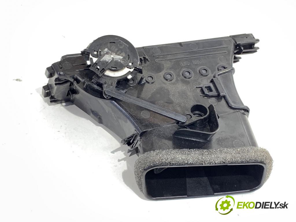 BMW G05 SUV 2020 195 kW xDrive 30 d 2993 Mriežky kúrenia pravy predný 9399468