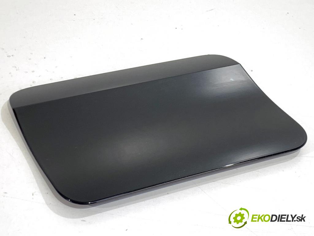 BMW G05 SUV 2020 195 kW xDrive 30 d 2993 dvířka nádrže paliva 7441609 (Klika dveří ostatní)