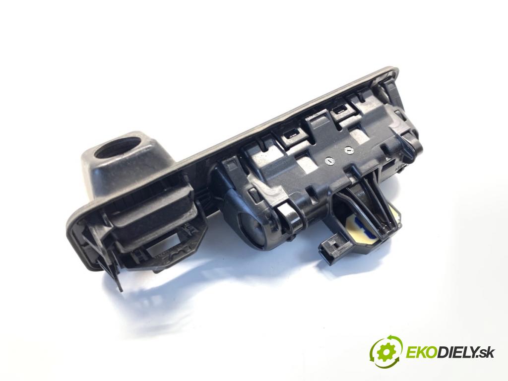 BMW G05 SUV 2020 195 kW xDrive 30 d 2993 Kľučka dverí zad 7381868