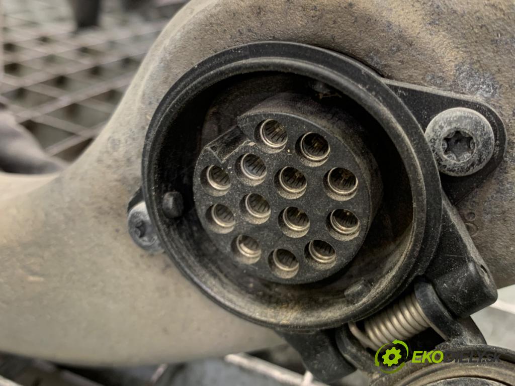 BMW G05 SUV 2020 195 kW xDrive 30 d 2993 Hák ťažné zariadenie (Ťažné zariadenie)