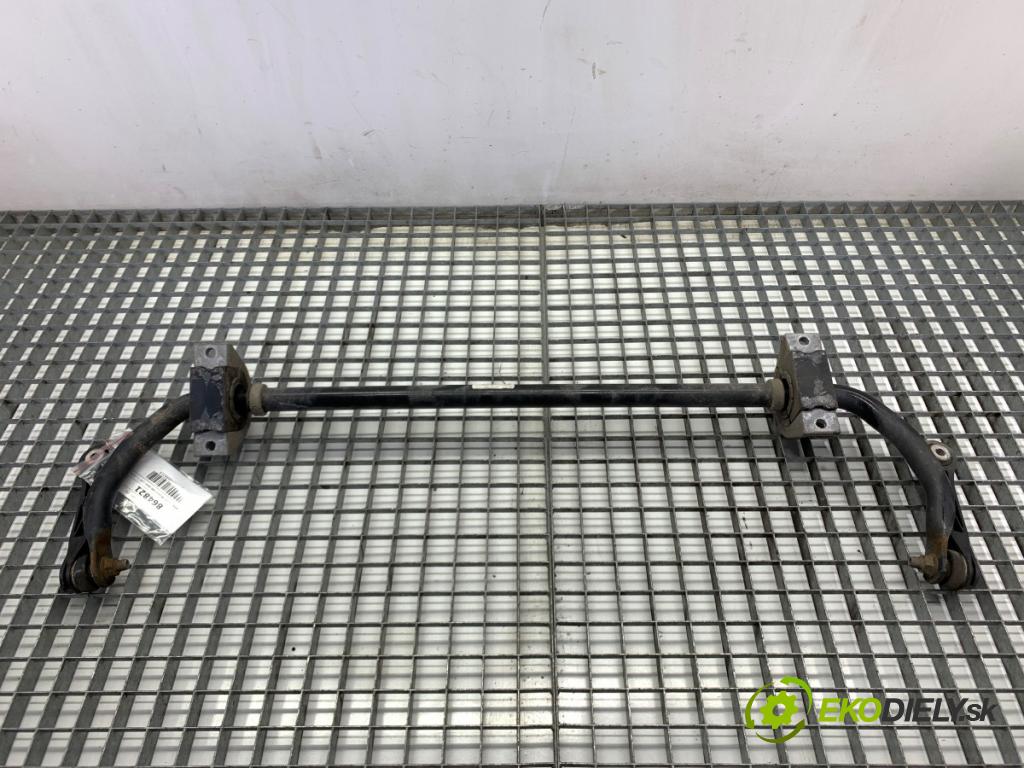 BMW G05 SUV 2020 195 kW xDrive 30 d 2993 Tyč stabilizátora zad 6870706 (Stabilizátor predný)