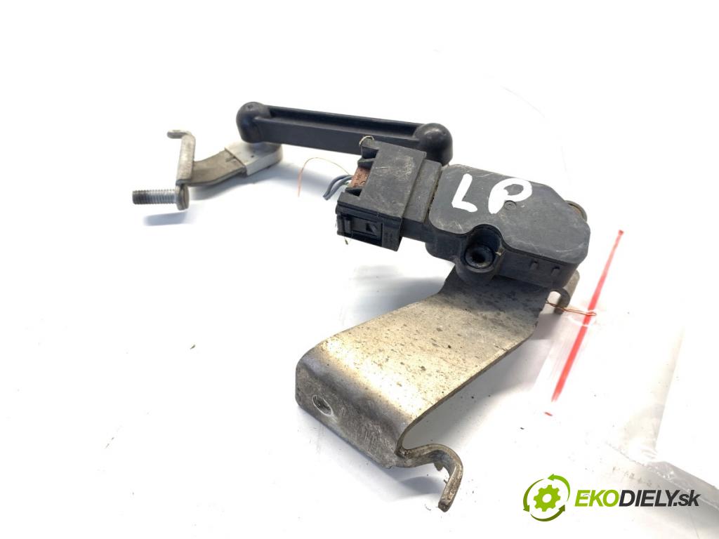 BMW G05 SUV 2020 195 kW xDrive 30 d 2993 Snímač XENON predný ľavy 6870200