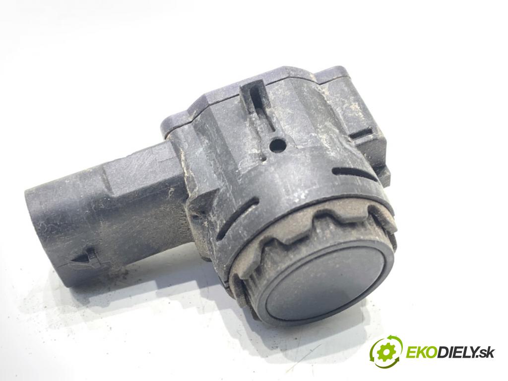 BMW G05 SUV 2020 195 kW xDrive 30 d 2993 Snímač PDC 9471930