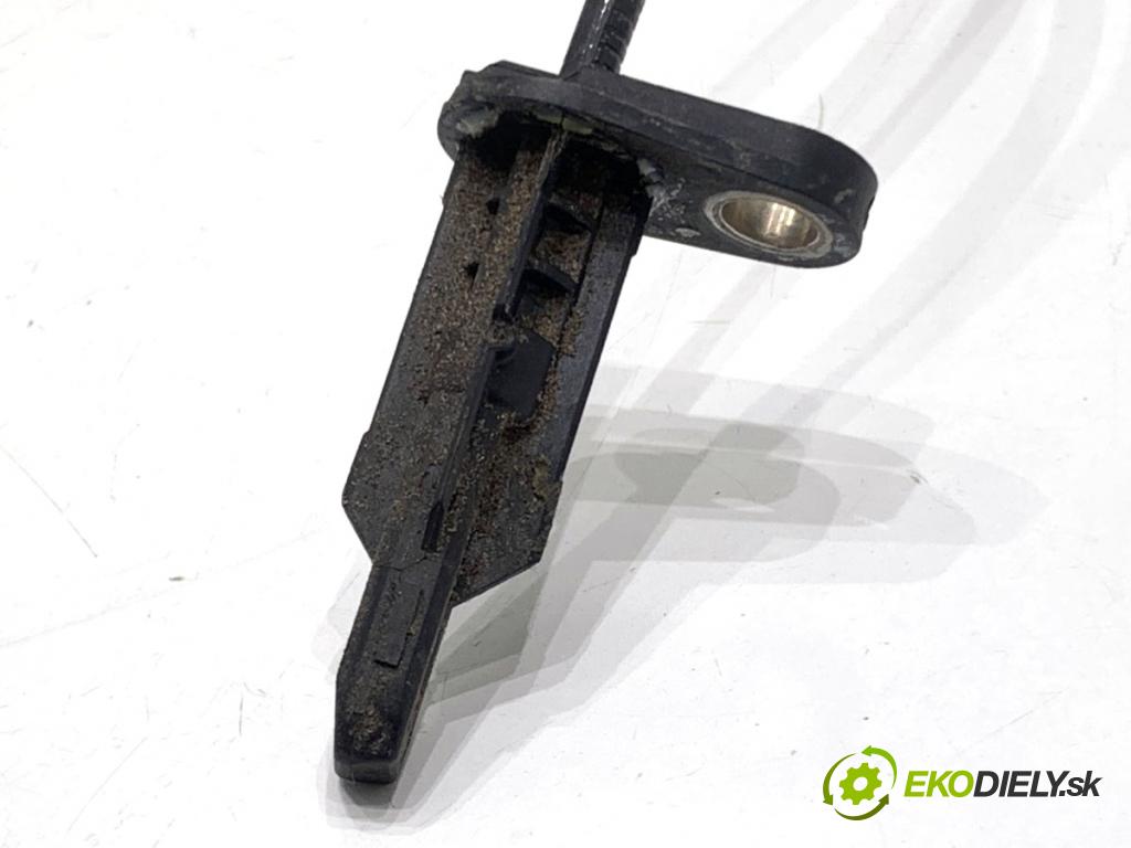 BMW G05 SUV 2020 195 kW xDrive 30 d 2993 Snímač ABS pravy zad 0265007384