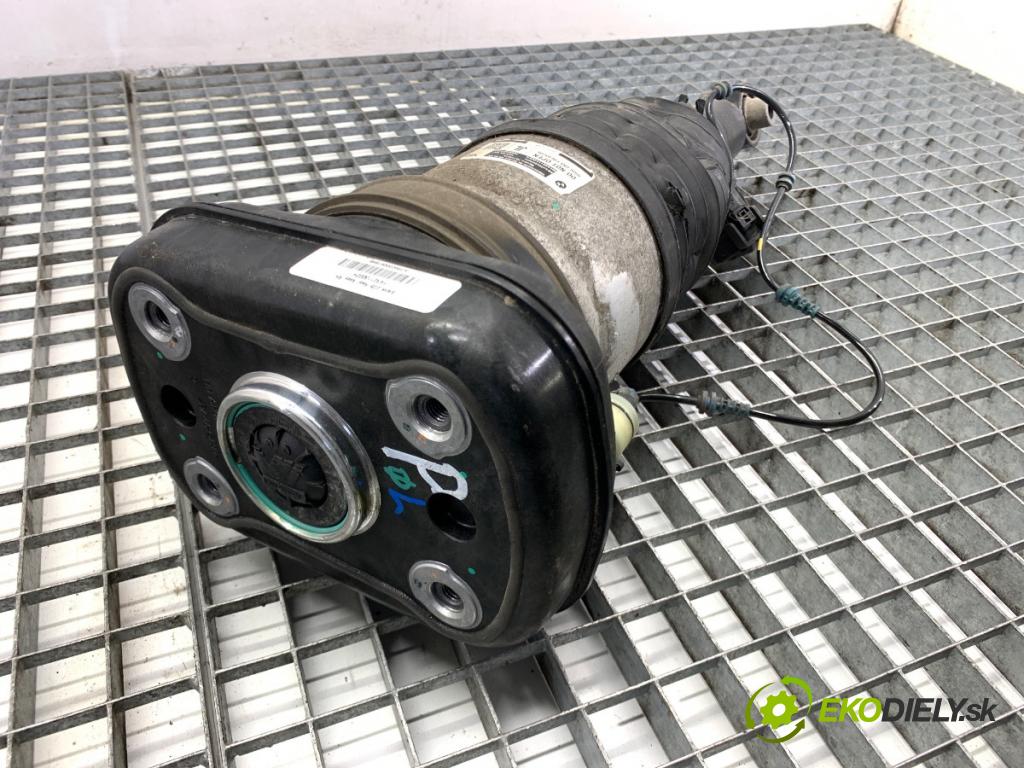 BMW G05 SUV 2020 195 kW xDrive 30 d 2993 tlumič pravý zadní část HH-AR0113-310